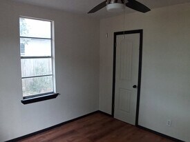 5312 Sierra Dr in Mercedes, TX - Building Photo