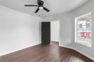 3312 E 9th St, Unit 3312 in Indianapolis, IN - Building Photo - Building Photo