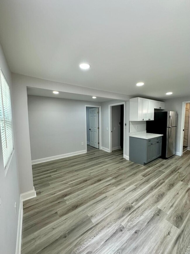 1021 E Cayuga St in Tampa, FL - Building Photo - Building Photo