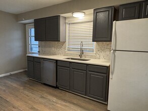 4414 Kingsley Dr in Indianapolis, IN - Building Photo - Building Photo