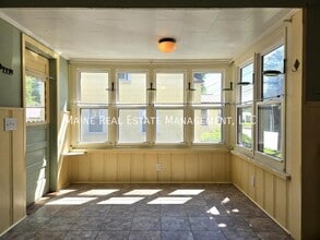 885 Minot Ave in Auburn, ME - Building Photo - Building Photo