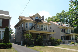 1330 Union St in Schenectady, NY - Building Photo - Building Photo