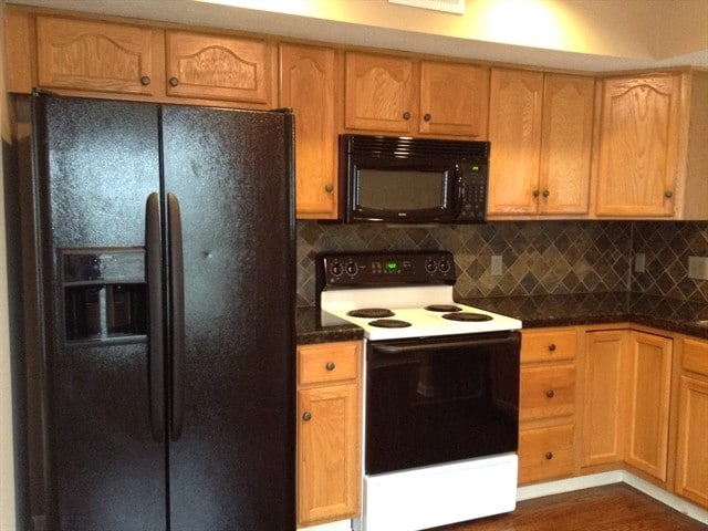 9255 Heritage Glen Dr in Miamisburg, OH - Foto de edificio - Building Photo