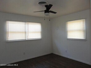 2406 46th St in Lubbock, TX - Building Photo - Building Photo