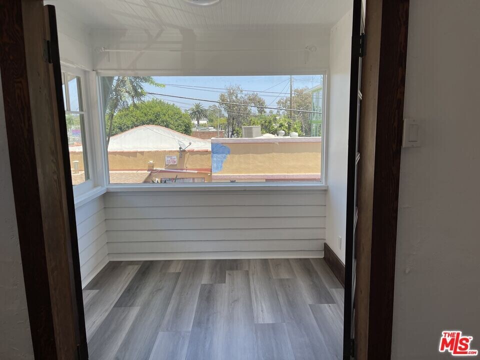 1307 Innes Pl in Los Angeles, CA - Building Photo
