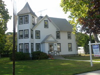 66 Cedar Ave in Patchogue, NY - Foto de edificio - Building Photo