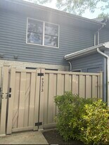 935 West Whitehall Road, Unit 3 in State College, PA - Building Photo