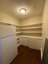 34 Speridakis Ter, Unit 3 in Cambridge, MA - Foto de edificio - Building Photo