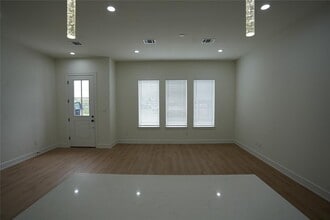 3831 Goodhope St, Unit A in Houston, TX - Building Photo - Building Photo