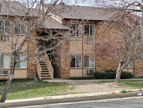 Pinon Manor Apartments in Castle Rock, CO - Building Photo - Building Photo