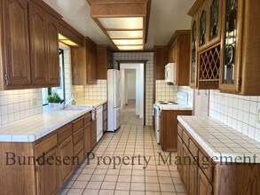 7345 Stony Point Rd in Cotati, CA - Building Photo - Building Photo