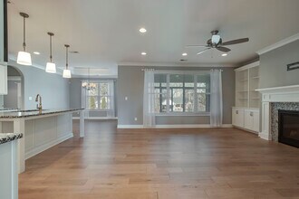 122 Pocola Way in Loudon, TN - Building Photo - Building Photo
