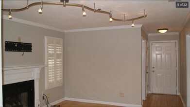 5668 River Heights Xing SE, Unit 5668 in Marietta, GA - Foto de edificio - Building Photo