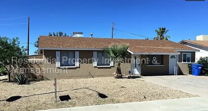 3302 E Thunderbird Rd in Phoenix, AZ - Building Photo - Building Photo