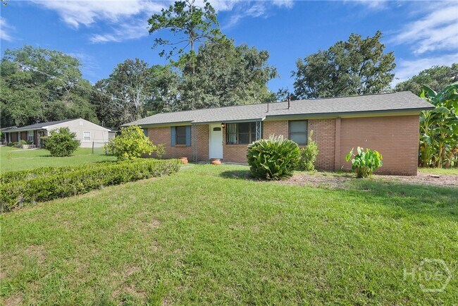 2222 Bacon Park Dr in Savannah, GA - Building Photo - Building Photo