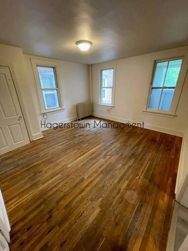 108 Wayside Ave in Hagerstown, MD - Building Photo - Building Photo