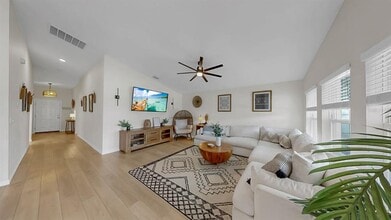 12628 Tannencrest Dr in Riverview, FL - Building Photo - Building Photo