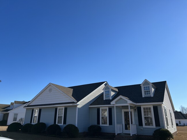 property at 3323 Whitlock Dr N