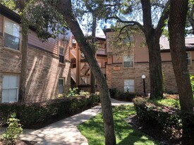 482 N Pin Oak Pl in Longwood, FL - Building Photo