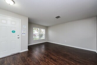 4650 Ross Lanier Ln in Kissimmee, FL - Building Photo - Building Photo