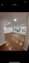 6748 E Prairie Rd, Unit 2nd floor in Lincolnwood, IL - Building Photo