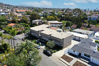 601 Calle Puente in San Clemente, CA - Building Photo - Building Photo