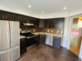 3187 Sonia Trl in Ellicott City, MD - Building Photo