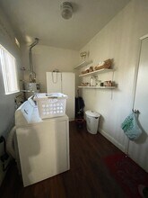 3735-3749 E Hampton Way in Fresno, CA - Foto de edificio - Building Photo
