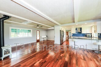 2311 9th St in Encinitas, CA - Building Photo - Building Photo