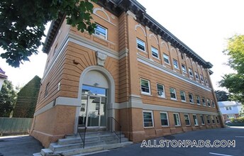 10 Armington St in Boston, MA - Building Photo - Building Photo