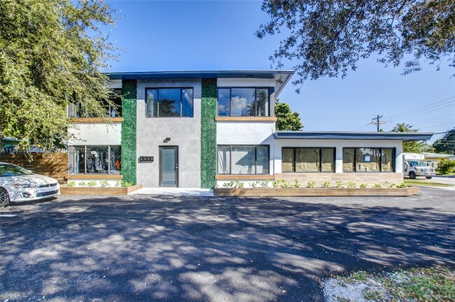 property at 1920 SW 4th Ave