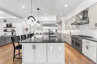 2255 S Monroe St in Denver, CO - Building Photo - Building Photo