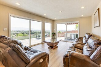 1253 Hickerson Ct in San Jose, CA - Foto de edificio - Building Photo