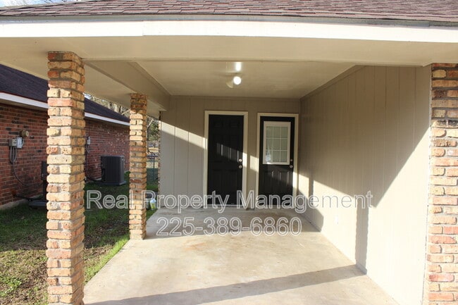 7921 Greenwell St in Baton Rouge, LA - Building Photo - Building Photo
