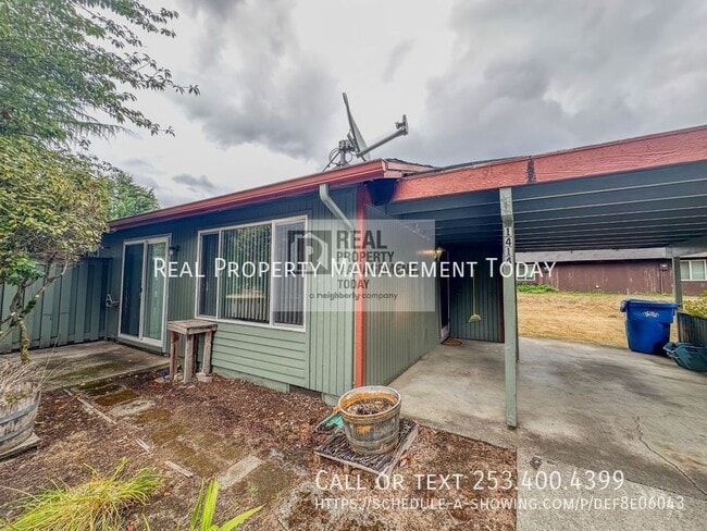 property at 1414 Josephine Ct SE