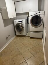 2727 N Artesian Ave, Unit G in Chicago, IL - Building Photo - Building Photo