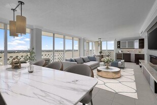 1200 S Ocean Blvd in Boca Raton, FL - Building Photo