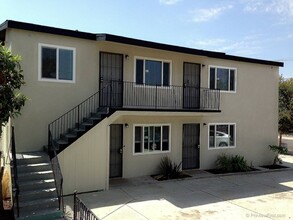 4365 Rosebud Ln in La Mesa, CA - Building Photo - Building Photo