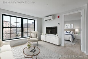 28 South St in Somerville, MA - Building Photo