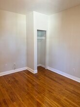1121 Commonwealth Ave, Unit 10B in Boston, MA - Building Photo - Building Photo