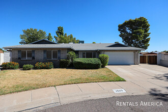 8609 N 41st Ave in Phoenix, AZ - Building Photo - Building Photo