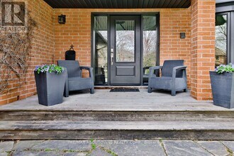 2291 Dunedin Rd in Oakville, ON - Building Photo - Building Photo