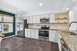 7123 Gresham Ct E in Frederick, MD - Building Photo - Building Photo