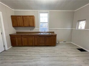 405 Sumner Ave in New Castle, PA - Foto de edificio - Building Photo