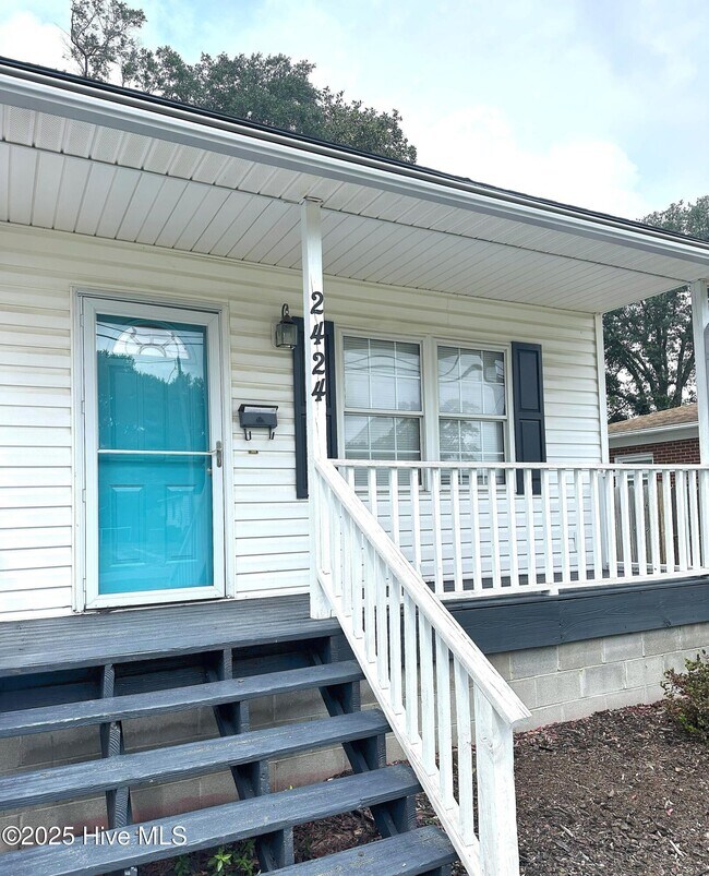 2424 Louisiana St in Wilmington, NC - Building Photo - Building Photo