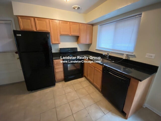 1822 Monroe St, Unit 1E in Evanston, IL - Building Photo - Building Photo