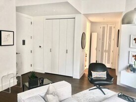 East 44th Street in New York, NY - Building Photo