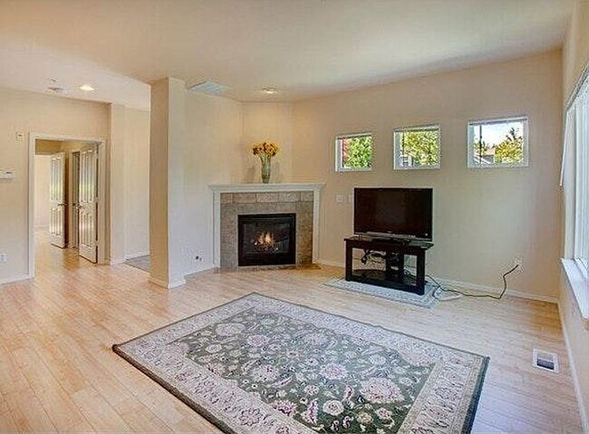 9045 161st Pl NE in Redmond, WA - Building Photo - Building Photo