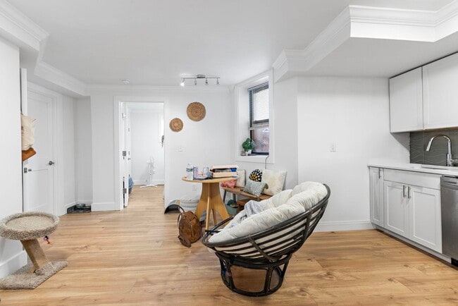 151 Sip Ave in Jersey City, NJ - Building Photo - Building Photo