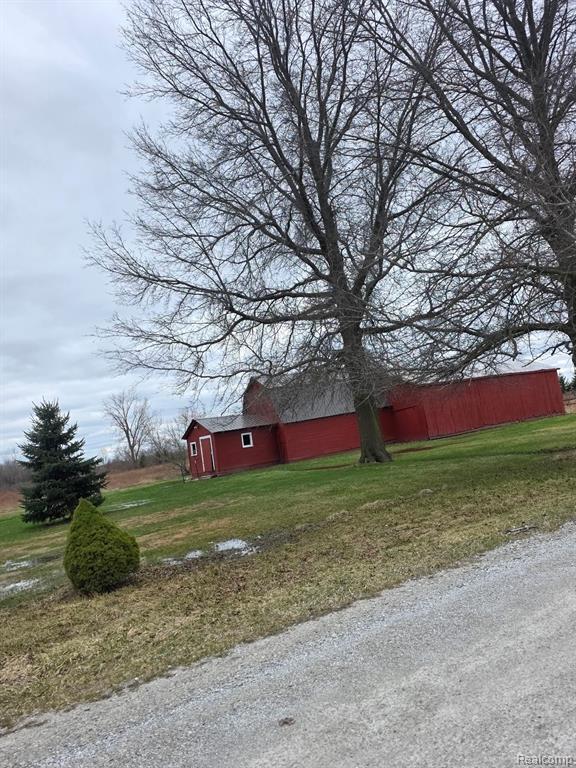 15707 Norman Rd in Yale, MI - Building Photo - Building Photo